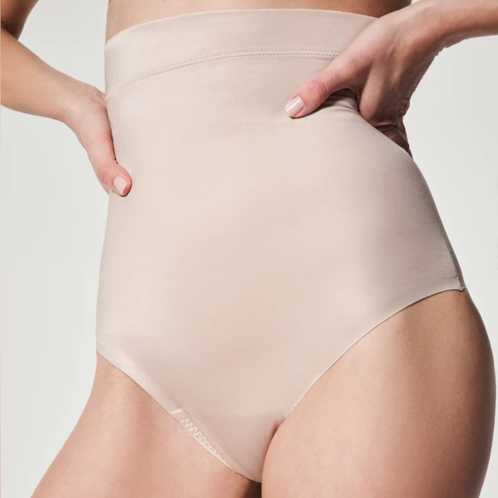 NWT SPANX High-Waisted Shapewear in light Beige, Breathable, size XL
